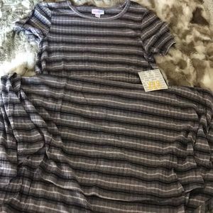 NWT gray striped Carly